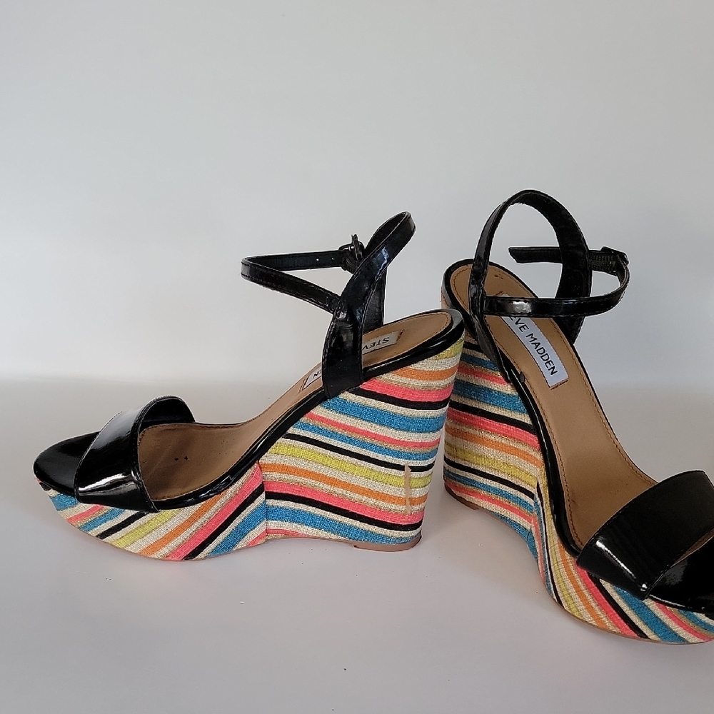 Steve Madden P-Sophia Black and Multicolor Striped Wedges Size 6.5 - Picture 6 of 7